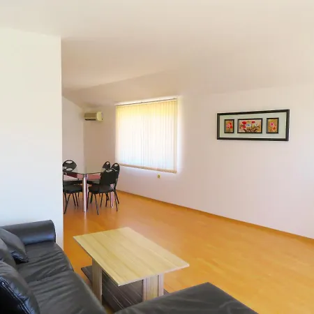 съни хаус - Sunny House *