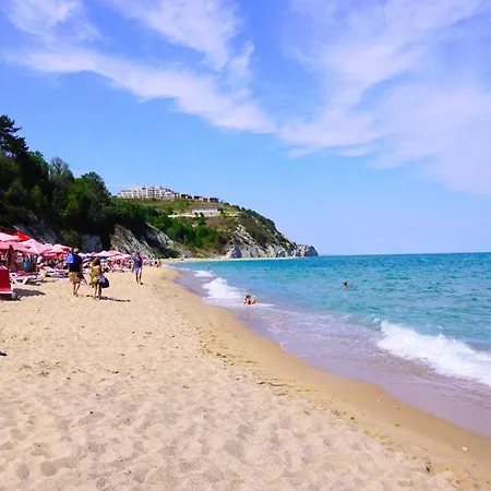 съни хаус - Sunny House Apartment