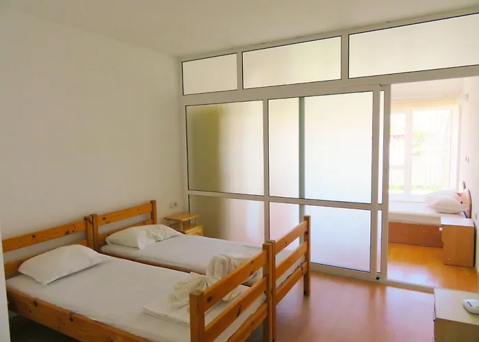 съни хаус - Sunny House Apartmán Bjala