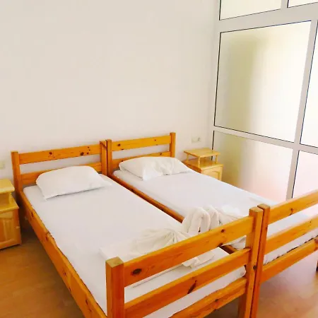 съни хаус - Sunny House