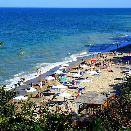 съни хаус - Sunny House Apartament *