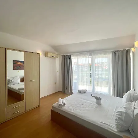 Apartament съни хаус - Sunny House *