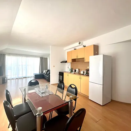 съни хаус - Sunny House * Byala (Varna)